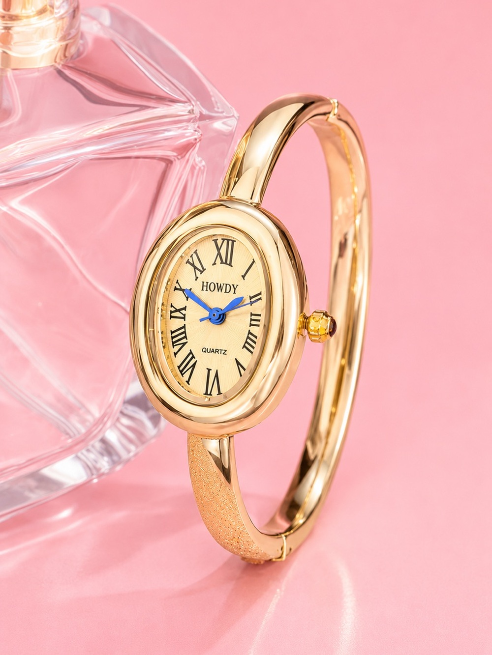 Baignoire Vintage Gold Oval Bracelet Watch